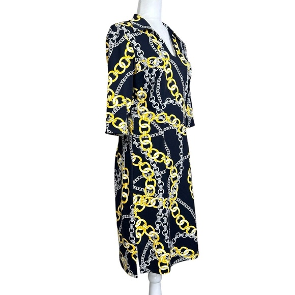 J. McLaughlin Chain Print Catalina Dress
Wrinkle Resistant Coastal Closet Staple - Picture 2 of 11